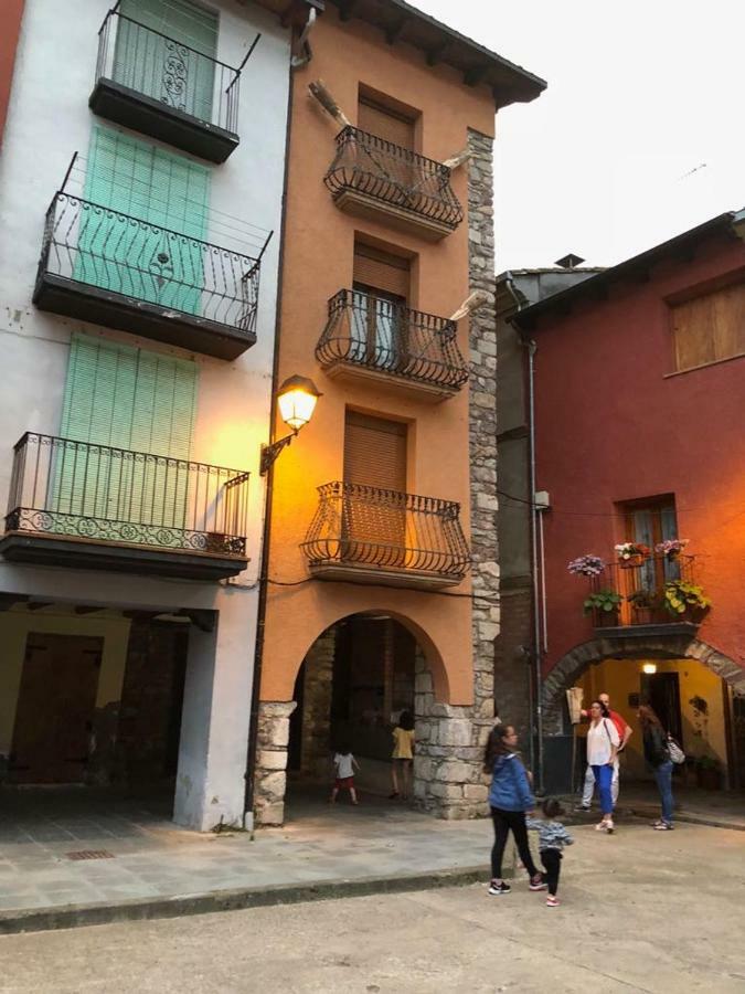 Apartamento Con Encanto El Pont de Suert Exteriér fotografie